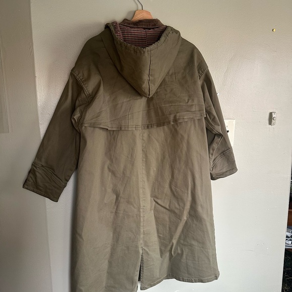 Found - trench coat ! Never worn ! - Picture 5 of 6